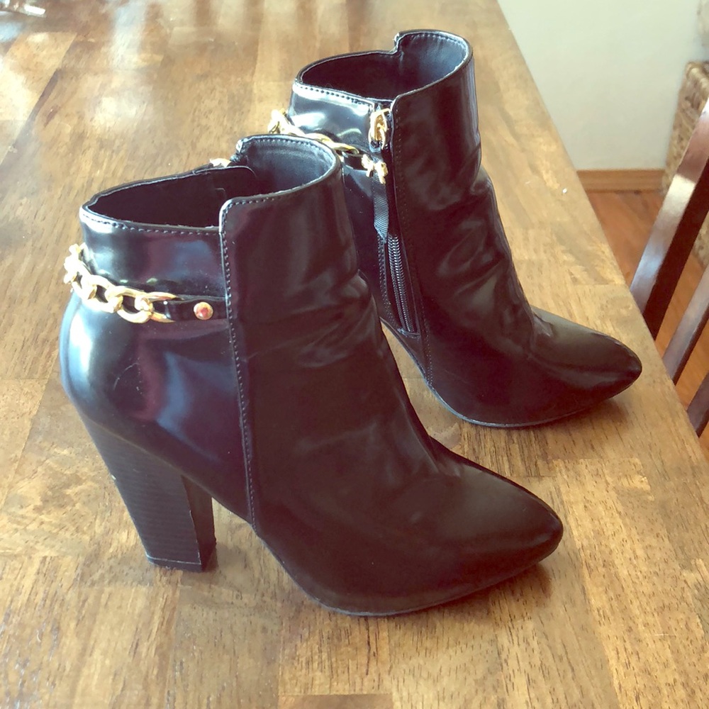 Betsey Johnson boots